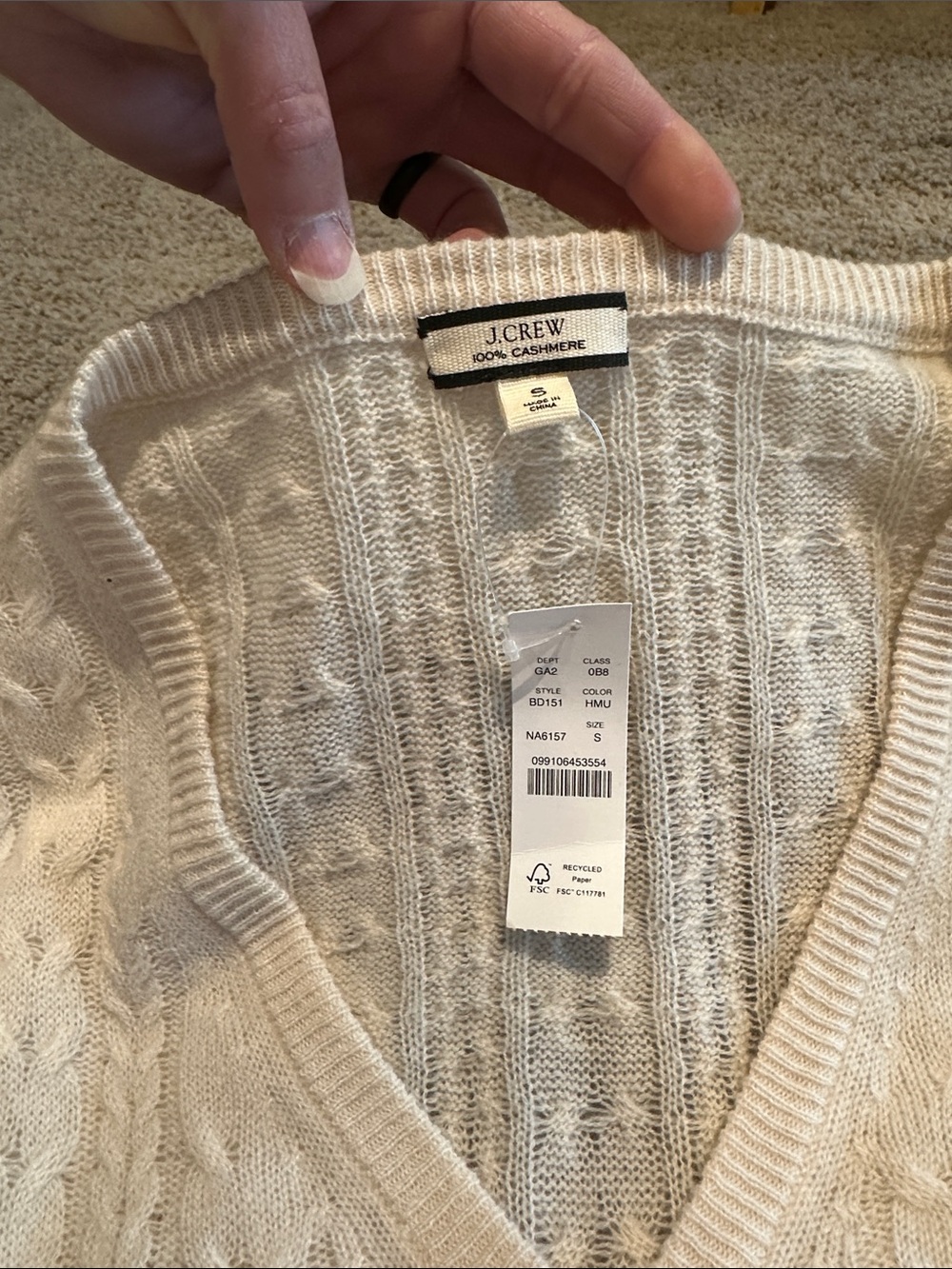 J. Crew Women’s 100% Cashmere Cream Cable-Knit V-Neck Sweater Sz S - Picture 2 of 9